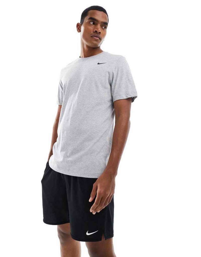 Nike Training - Dri-FIT - T-Shirt in Grau-Schwarz von Nike Training