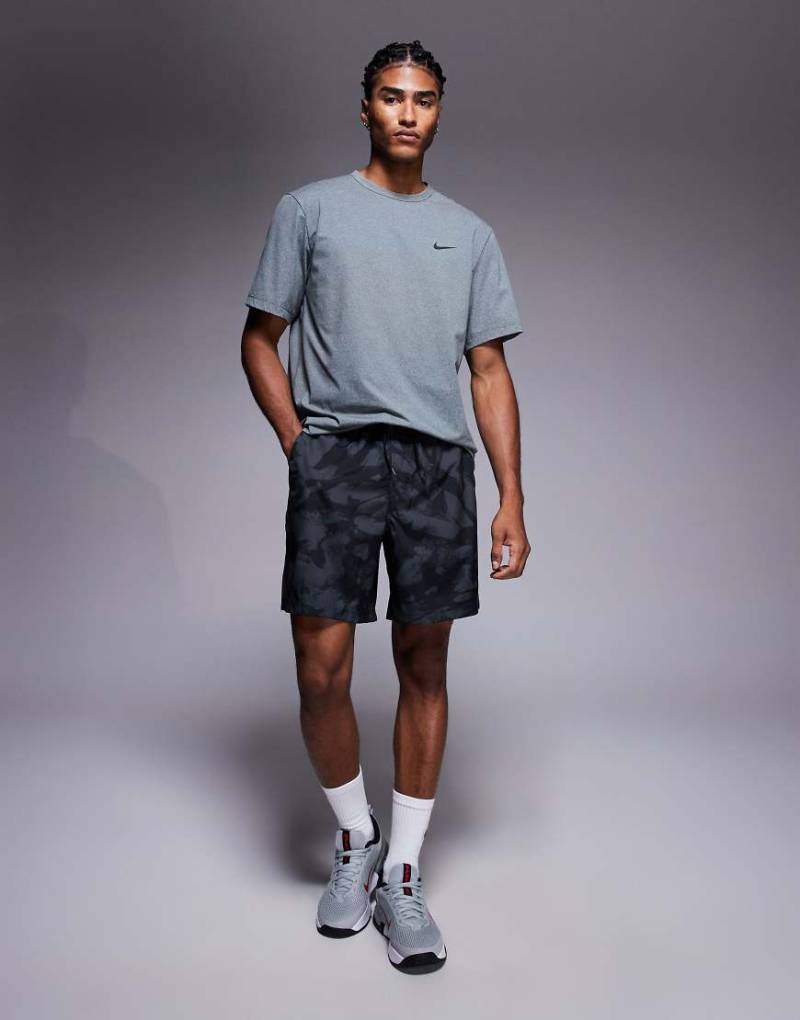 Nike Training - Dri-FIT - Marmorierte Shorts, 7 Zoll Schrittlänge-Neutral von Nike Training