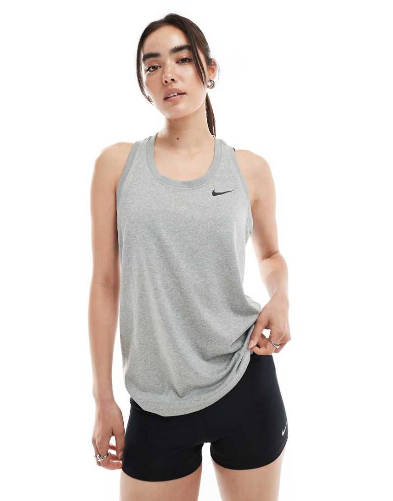 Nike Training - Dri-FIT - Racer-Trägertop in Grau von Nike Training