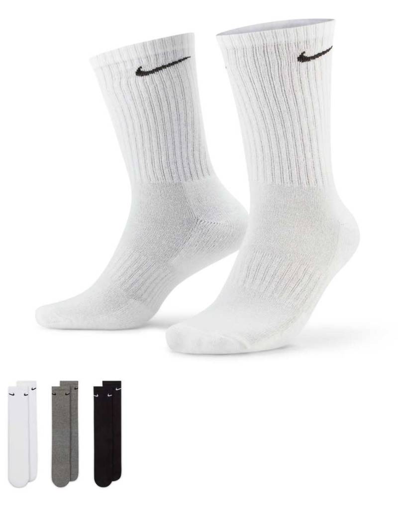 Nike Training - Everyday Cushioned - 3er-Pack Socken in Weiß, Grau und Schwarz-Bunt von Nike Training