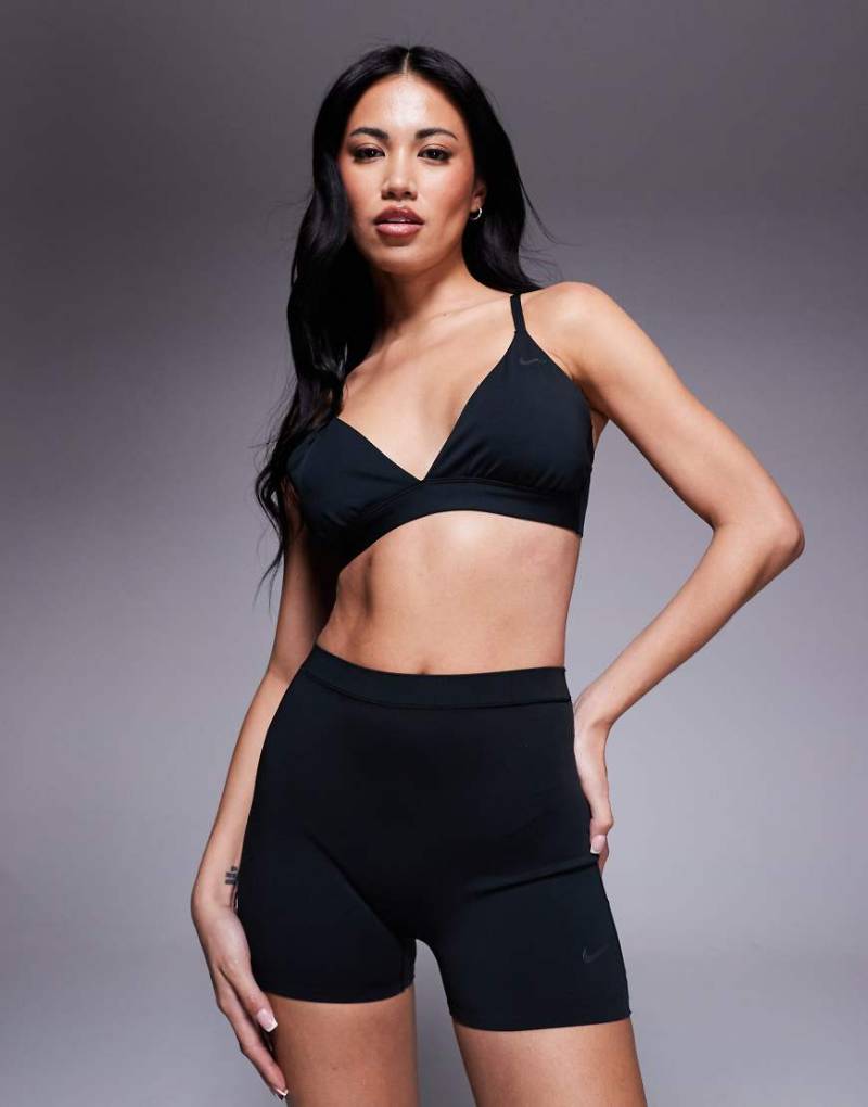 Nike Training - Form - Leggings-Shorts in Schwarz von Nike Training