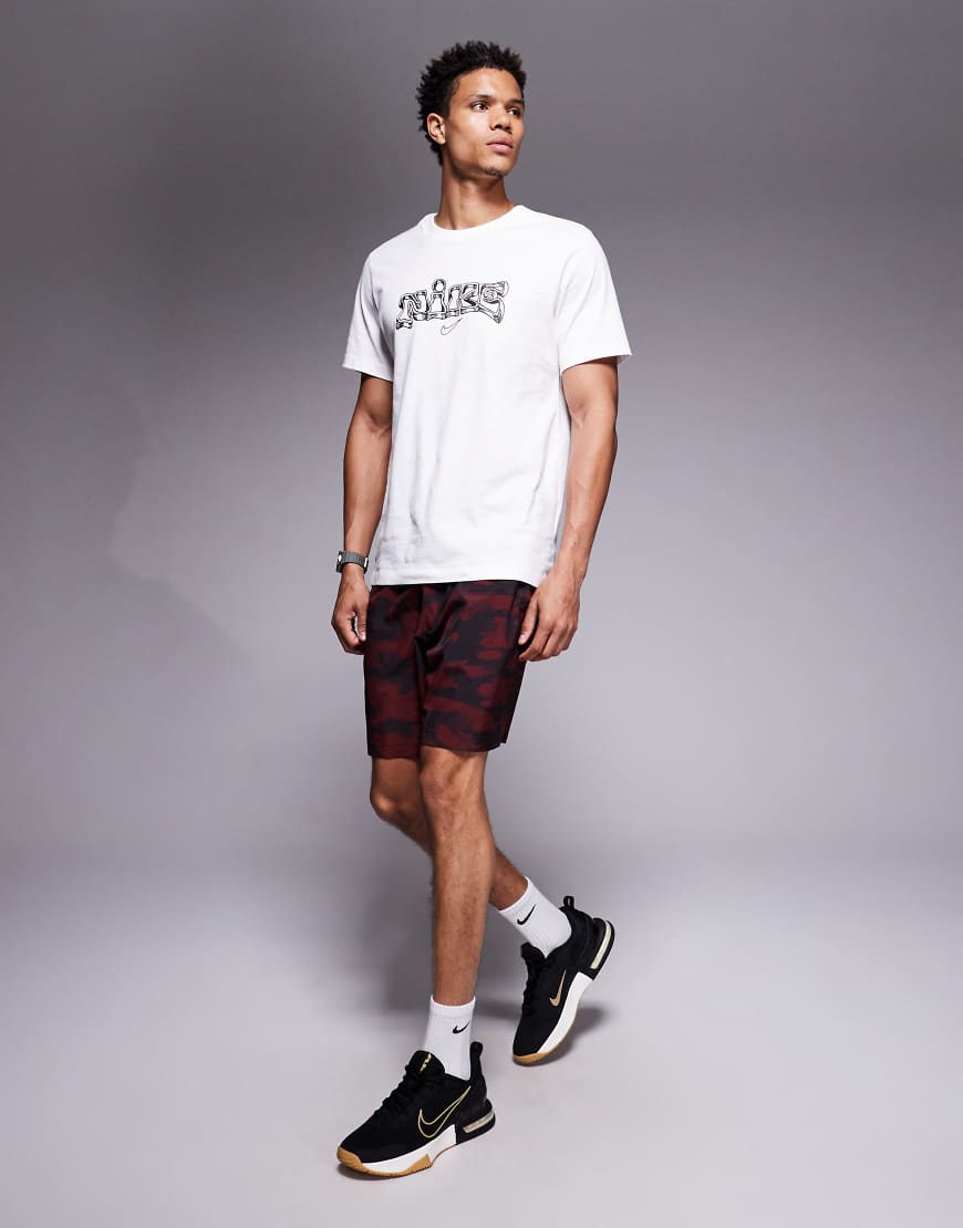 Nike Training - Form Dri-FIT - Shorts in gemustertem Burgunderrot, 7 Zoll Schrittlänge von Nike Training