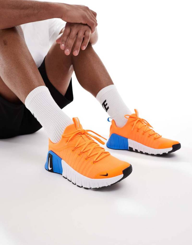 Nike Training Free - Metcon 6 - Sneaker in Orange von Nike Training