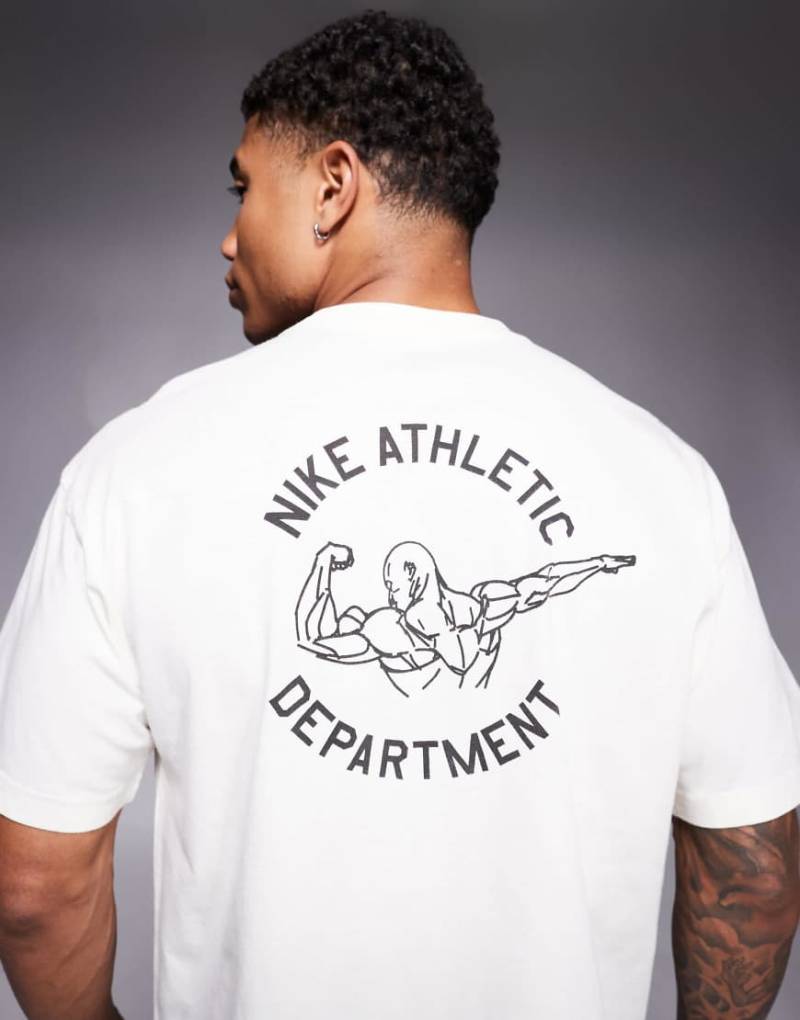 Nike Training - Gym Culture - T-Shirt in Weiß mit Print-Braun von Nike Training
