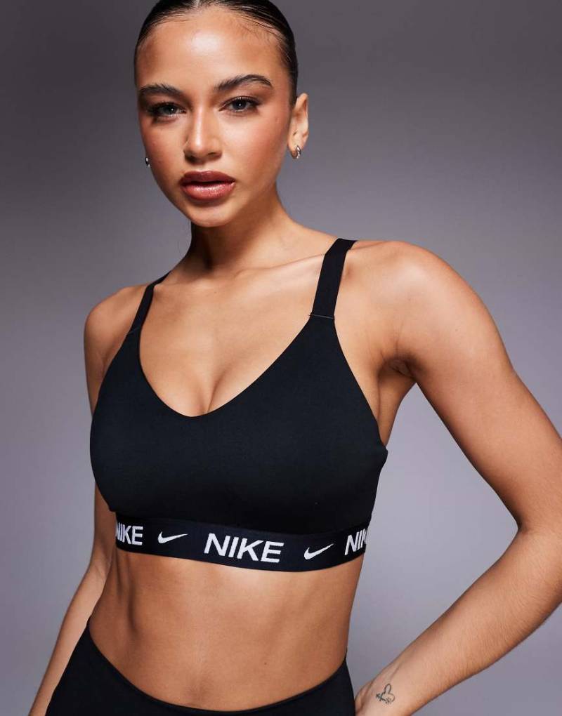 Nike Training - Indy Dri-FIT - Sport-BH in Schwarz mit mittlerer Stützkraft von Nike Training