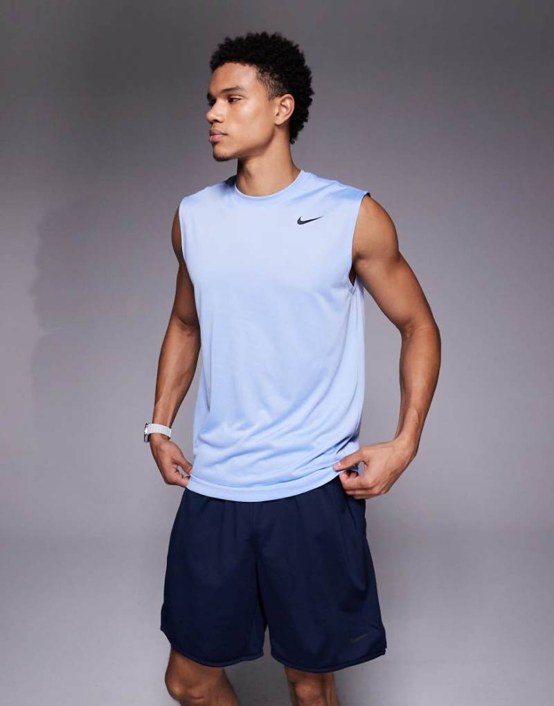 Nike Training - Legend Dri-FIT - Trägertop in Hellblau von Nike Training