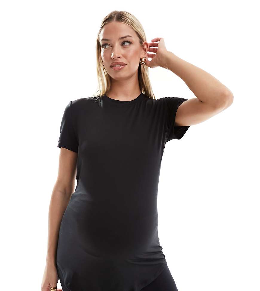 Nike Training Maternity - One - T-Shirt in Schwarz, Umstandsmode Nike Training Maternity - One - T-Shirt in Schwarz, Umstandsmode von Nike Training