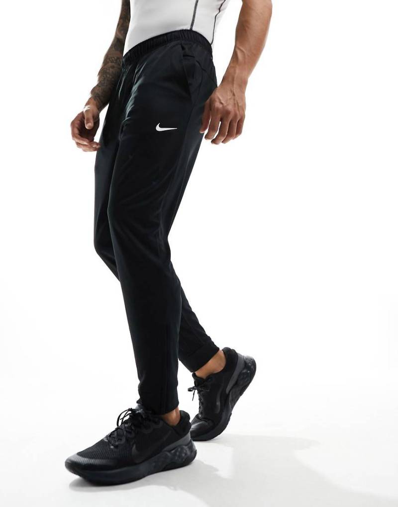 Nike Training - Totality Dri-Fit - Jogginghose in Schwarz von Nike Training