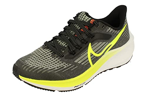 Nike Air Zoom Pegasus 39 Sneaker, Schwarz Volt Bar Volt Total Orange, 33 EU Nike Air Zoom Pegasus 39 Sneaker, Schwarz Volt Bar Volt Total Orange, 33 EU von Nike