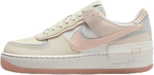 NIKE Damen Air Force 1 Shadow Sneaker, Black White Gym Red University Gold, 40.5 EU NIKE Damen Air Force 1 Shadow Sneaker, Black White Gym Red University Gold, 40.5 EU von Nike