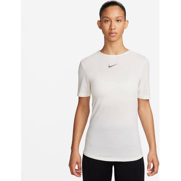 NIKE Damen T-Shirt Swift Wool Dri-FIT von Nike
