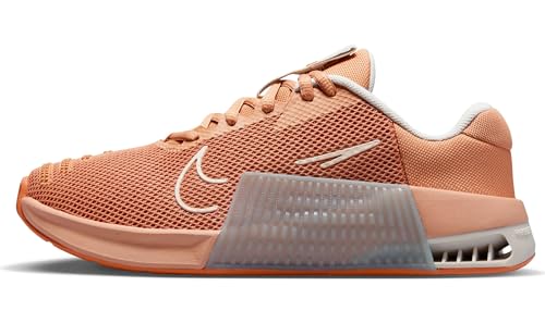 NIKE Damen W Metcon 9 Sneaker, Amber Brown/Guava Ice-Light Bone, 36 EU von Nike