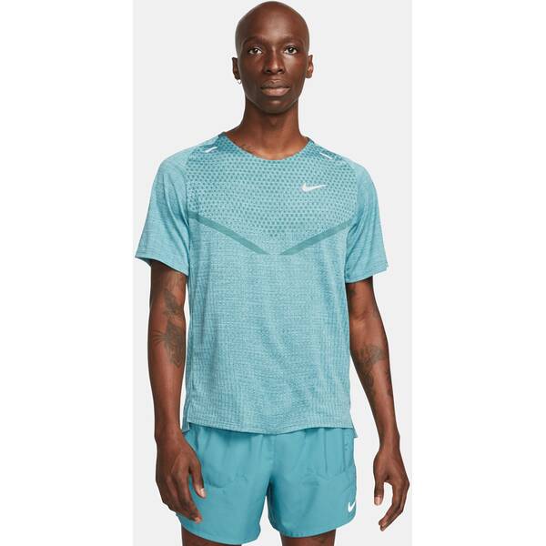 NIKE Herren M NK DFADV TECHKNIT ULTRA SS von Nike