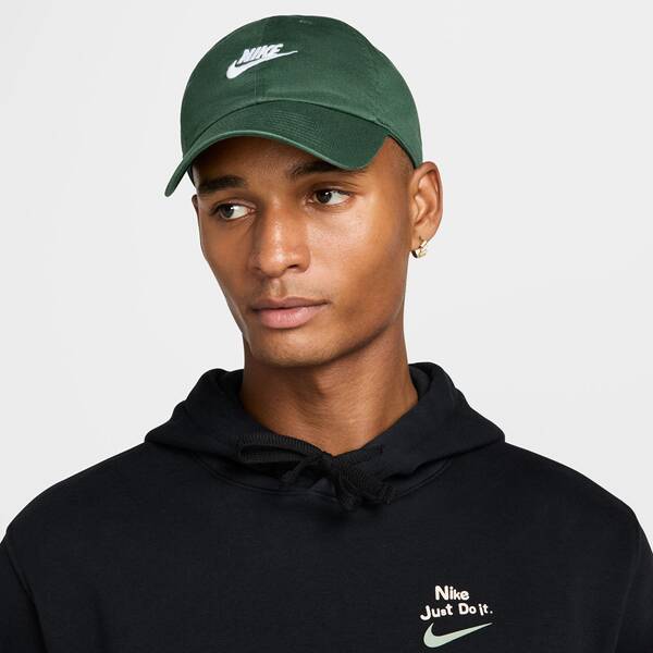 NIKE Herren Mütze U NK CLUB CAP U CB FUT WSH L NIKE Herren Mütze U NK CLUB CAP U CB FUT WSH L von Nike