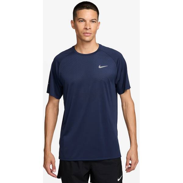 NIKE Herren Sweatshirt M NK DFADV STRIDE SS TOP von Nike