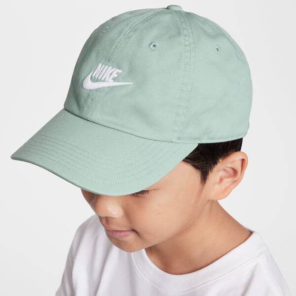 NIKE Kinder Mütze K NK CLUB CAP US CB FUT WSH von Nike