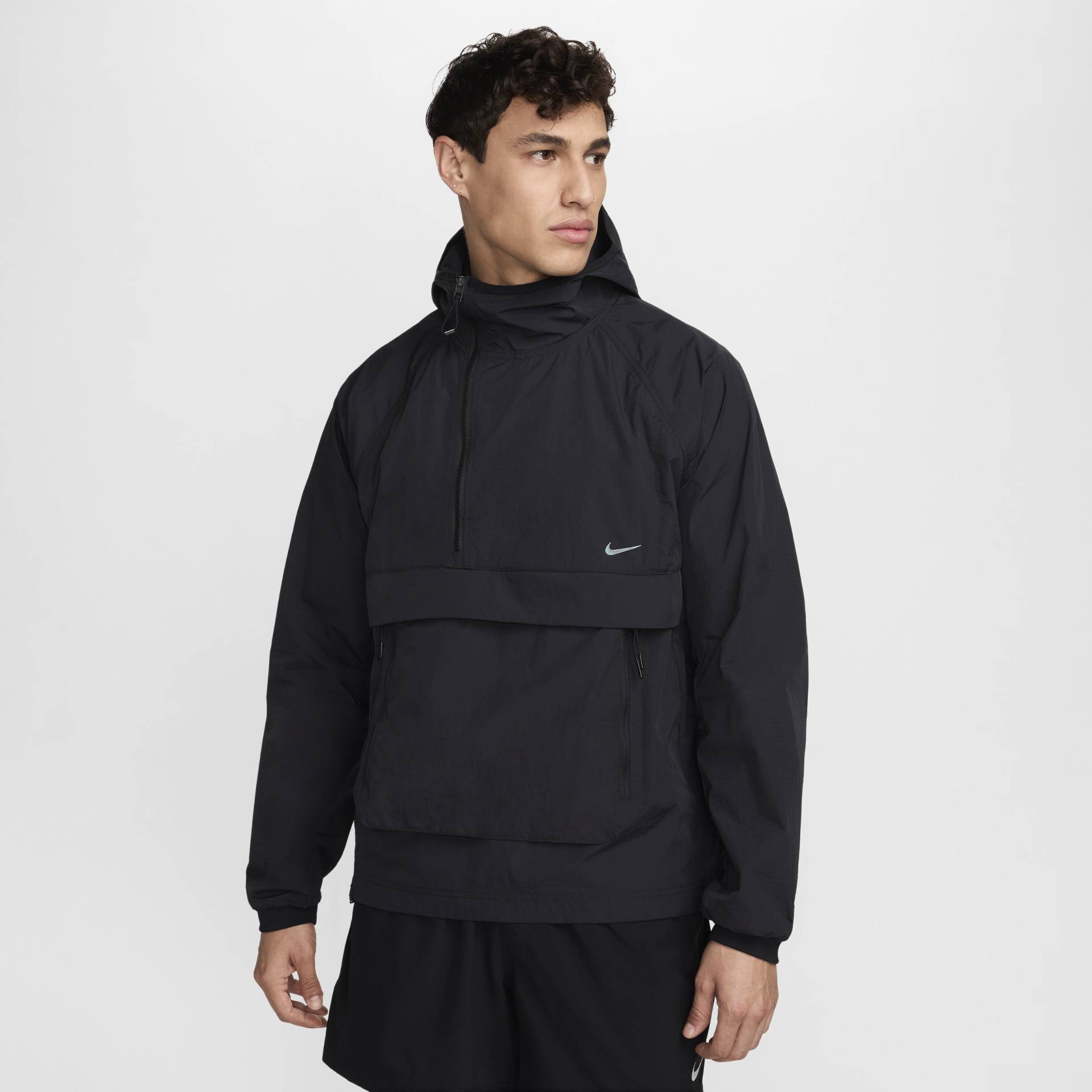 Nike A.P.S. Vielseitige, leichte UV Repel-Jacke für Herren - Schwarz von Nike