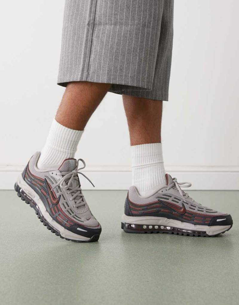 Nike - Air Max TL 2.5 - Sneaker in Grau und Braun von Nike