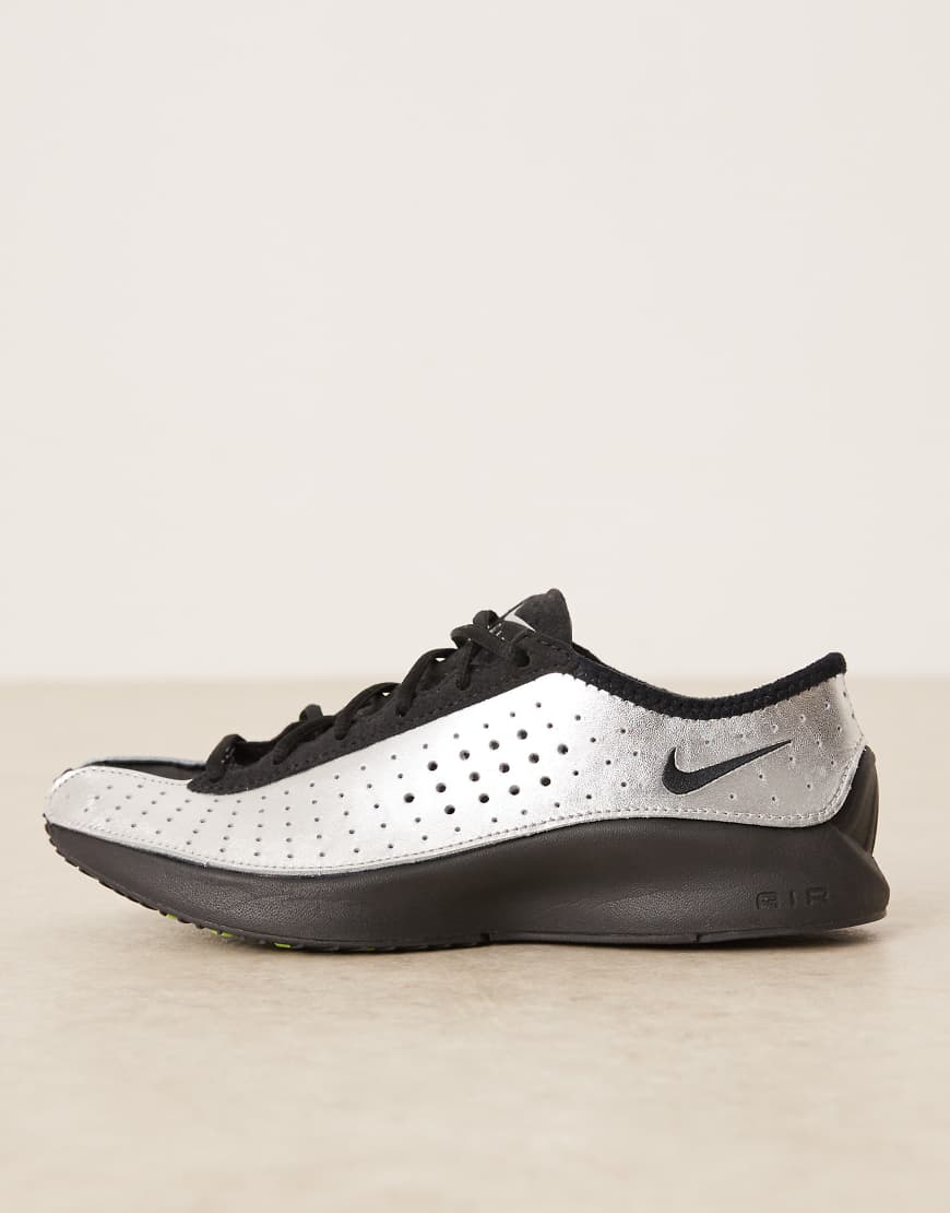 Nike - Air Superfly - Unisex-Sneaker in Schwarz und Silber von Nike