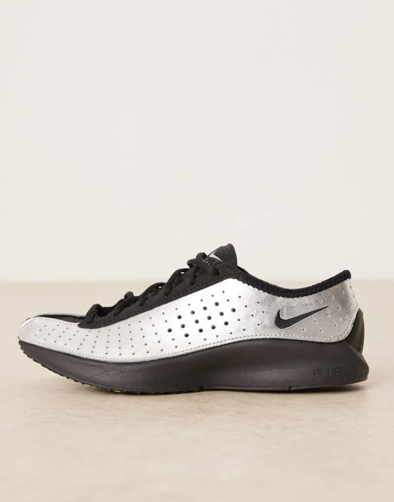 Nike - Air Superfly - Unisex-Sneaker in Schwarz und Silber von Nike