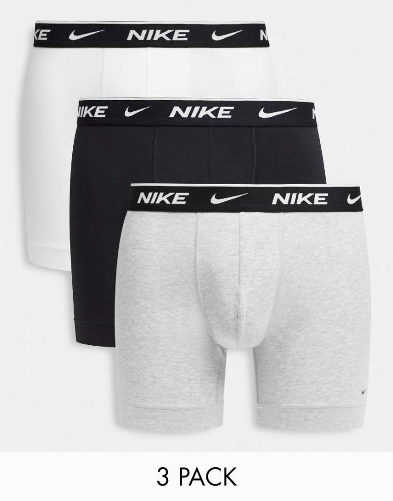 Nike - Boxershorts in Grau im 3er-Pack von Nike
