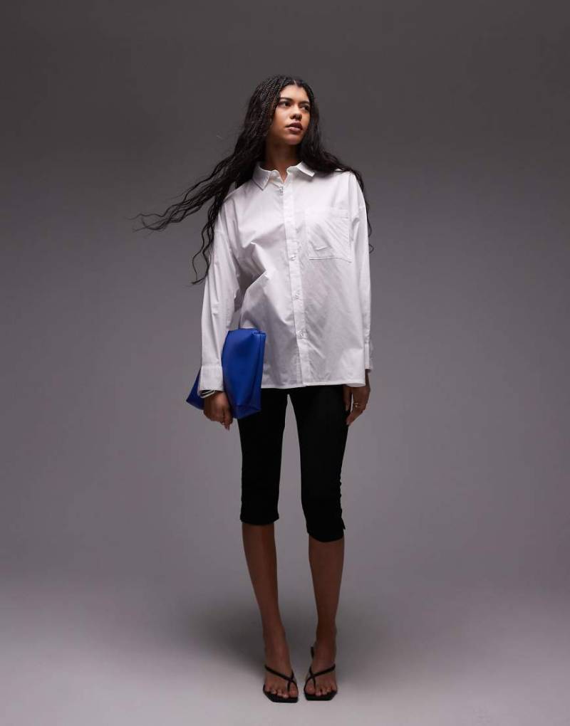 Nike - Chill - Oversize-Hemdbluse aus Popeline in Weiß von Nike