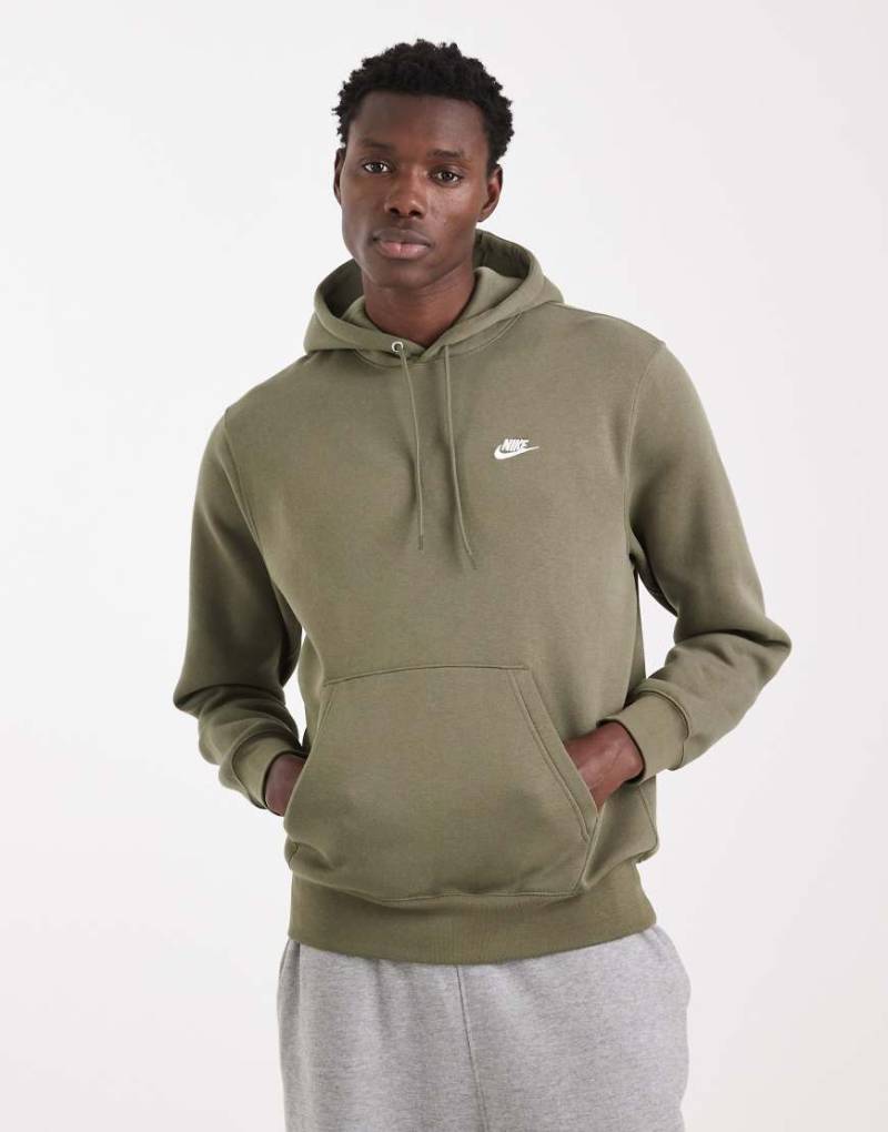 Nike Club - Kapuzenpullover in Khaki-Grün von Nike