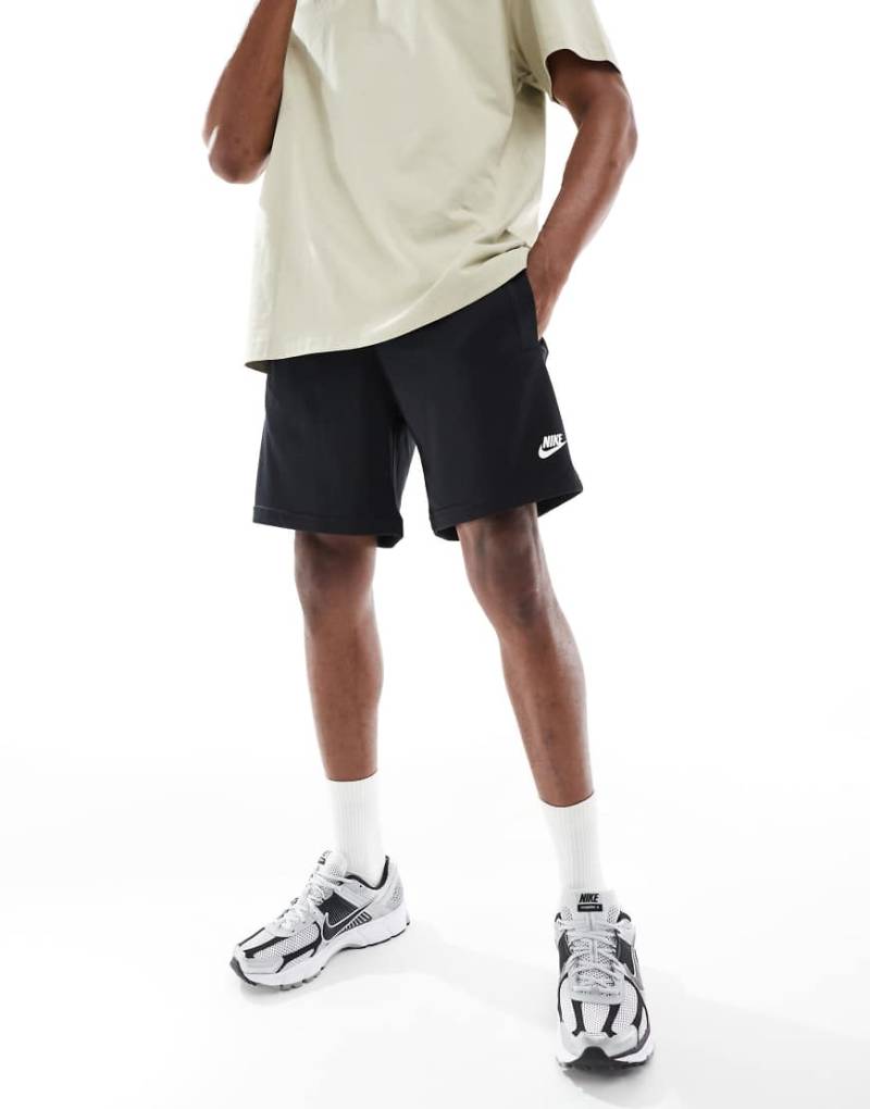 Nike - Club - Shorts aus Netzstoff in Schwarz von Nike