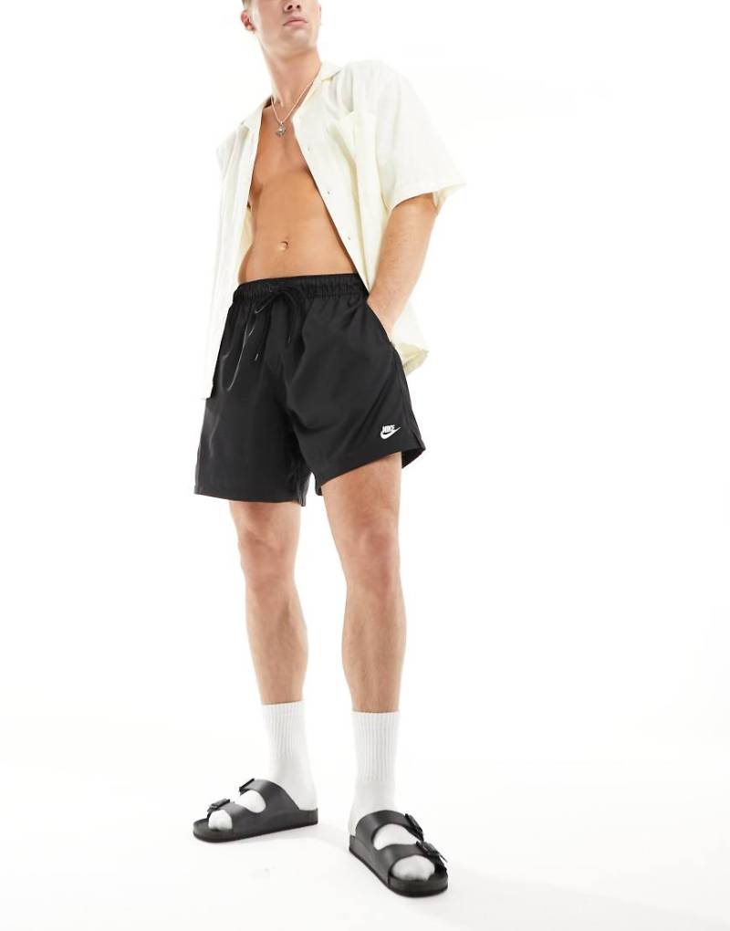 Nike - Club - Gewebte Shorts in Schwarz von Nike
