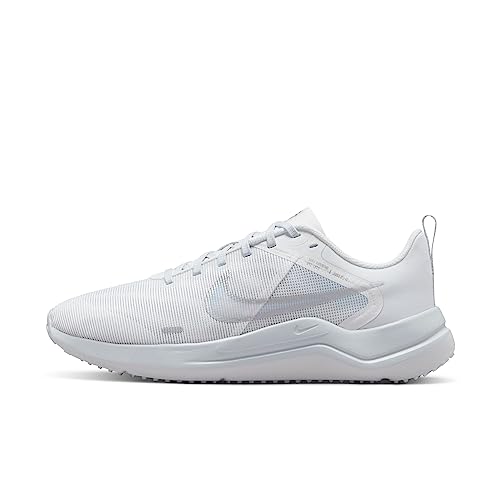 Nike Damen Downshifter 12 Sneaker, White/METALLIC Silver-Pure Platinum, 35.5 EU von Nike