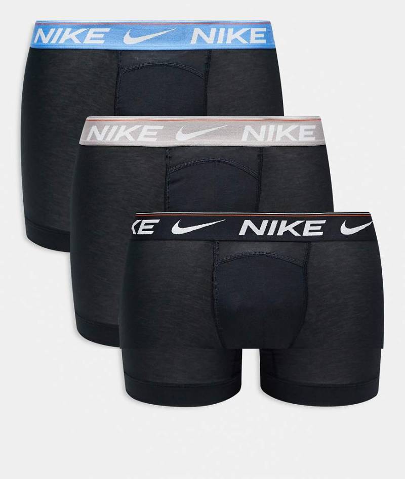 Nike - Dri-FIT Ultra Comfort - 3er-Pack Boxershorts in Schwarz mit kontrastierendem Bund von Nike