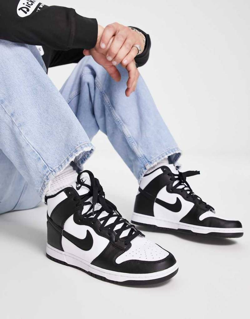 Nike - Dunk Hi Retro - Sneaker in Schwarz und Weiß von Nike