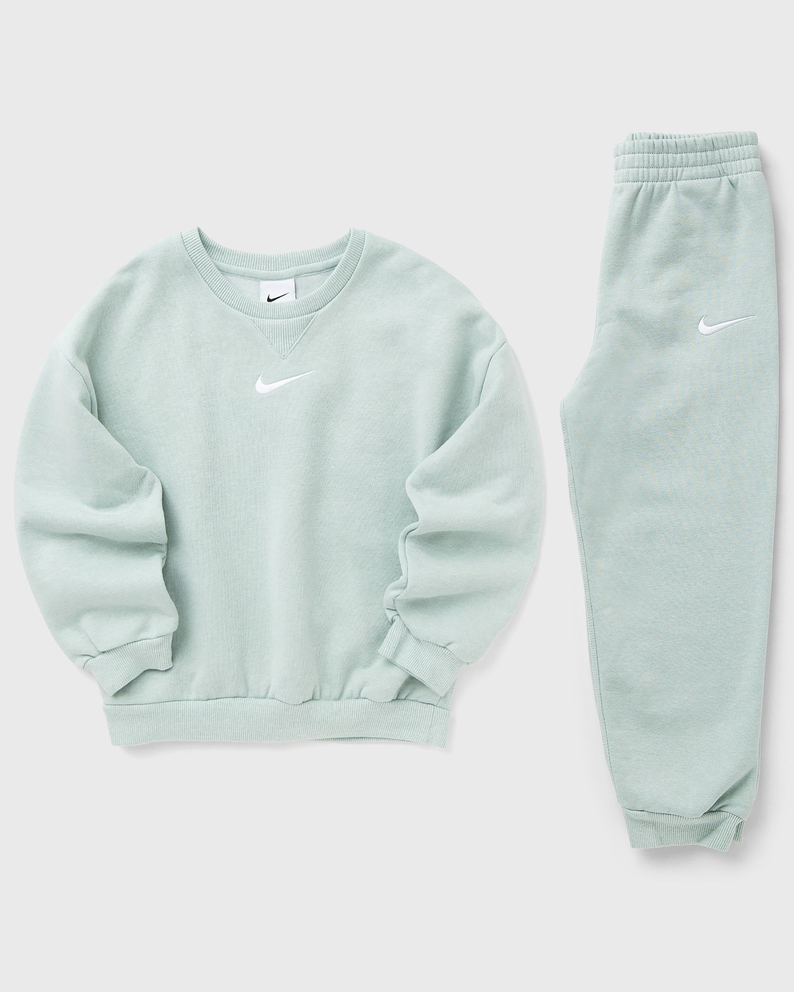 Nike ESSENTIAL FLEECE CREW SET  Tracksuits green in Größe:Age 2-4 | EU 92-104 von Nike