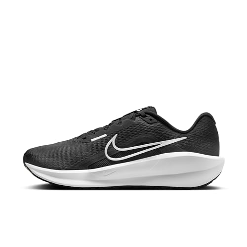 Nike Herren Downshifter 13 Sneaker, Black White Dk Smoke Grey, 42.5 EU von Nike