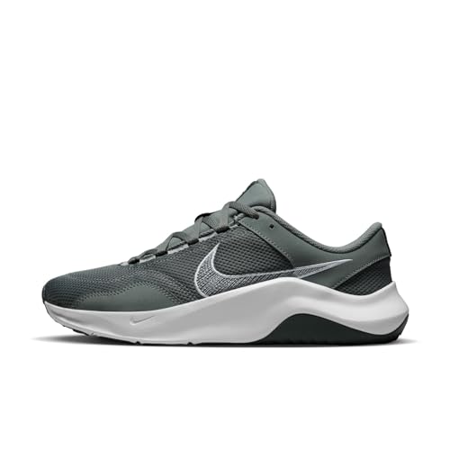 Nike Herren Legend Essential 3 Sneaker, Smoke Grey/White-DK Smoke Grey, 48.5 EU von Nike