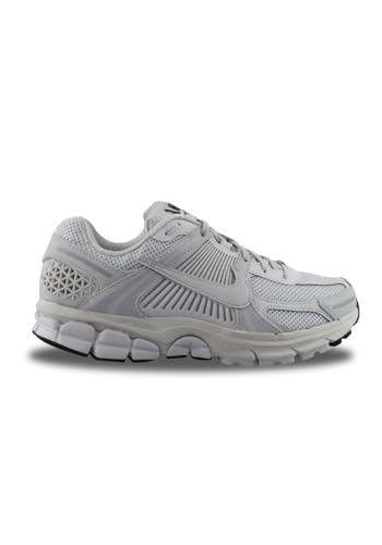 Nike Herren Zoom Vomero 5 Sneaker, Vast Grey Vast Grey Black Sail, 42 EU Nike Herren Zoom Vomero 5 Sneaker, Vast Grey Vast Grey Black Sail, 42 EU von Nike