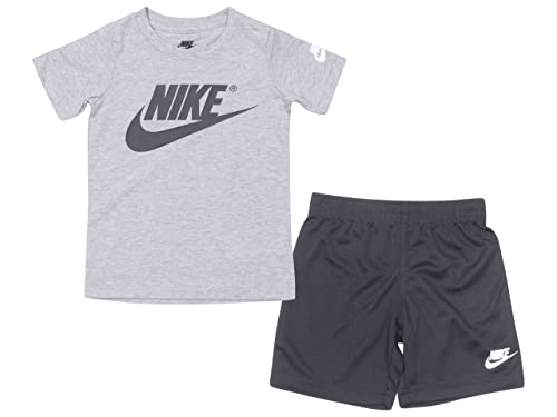 Nike Jungen Dri-Fit T-Shirt & Shorts 2-teiliges Set (Midnight Navy (86F026-U90)/Weiß, 6) von Nike