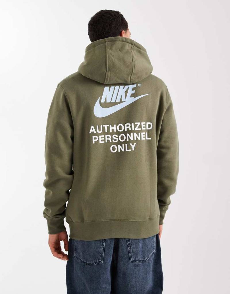 Nike - Kapuzenpullover in Khaki mit Swoosh-Grafikprint auf dem Rücken-Grün von Nike