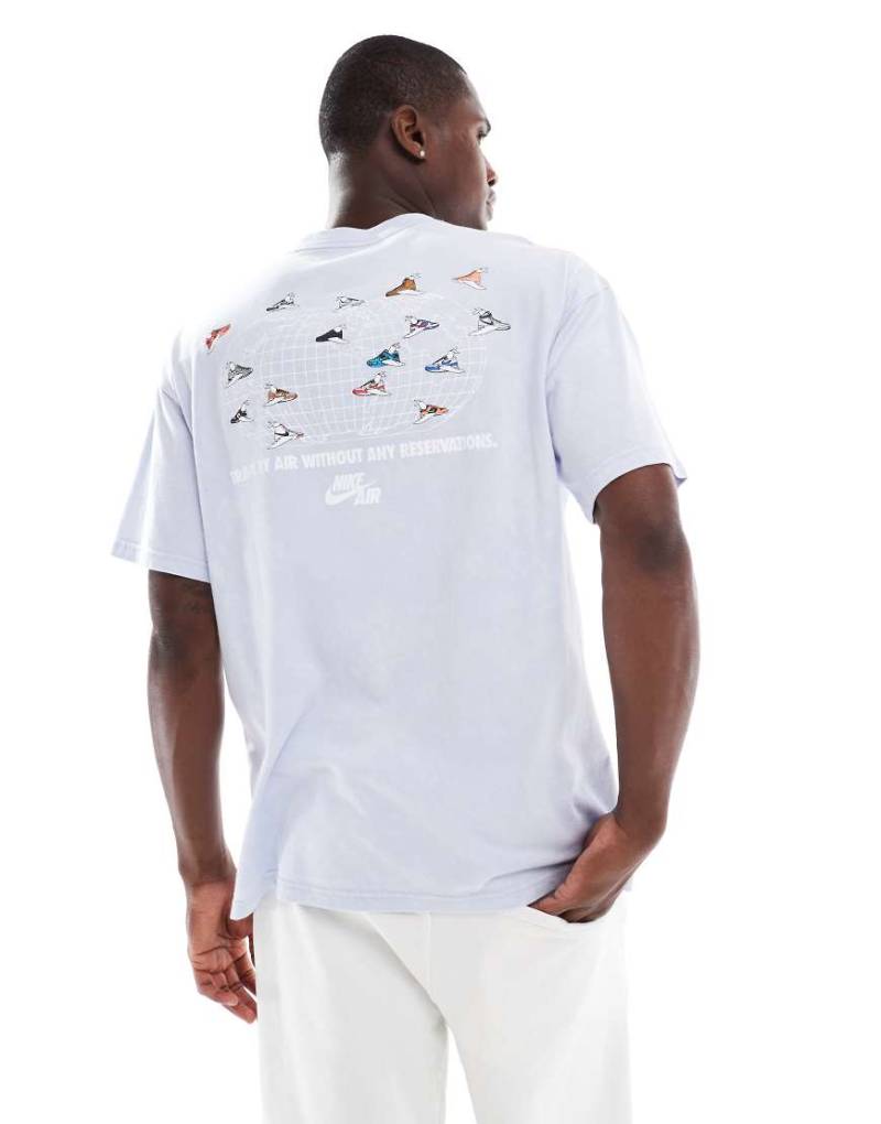 Nike - Kurzärmliges T-Shirt in Batik-Flieder-Blau von Nike