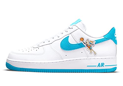 Nike Herren Air Force 1 '07 "Hare Space Jam White/Lt Blue Fury-Wht (DJ7998 100), Weiß/Hellblau Fury-White, 46 EU von Nike