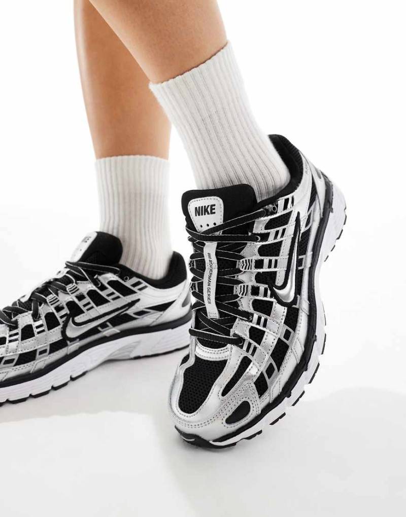Nike - P-6000 - Sneaker in Silber und Schwarz von Nike