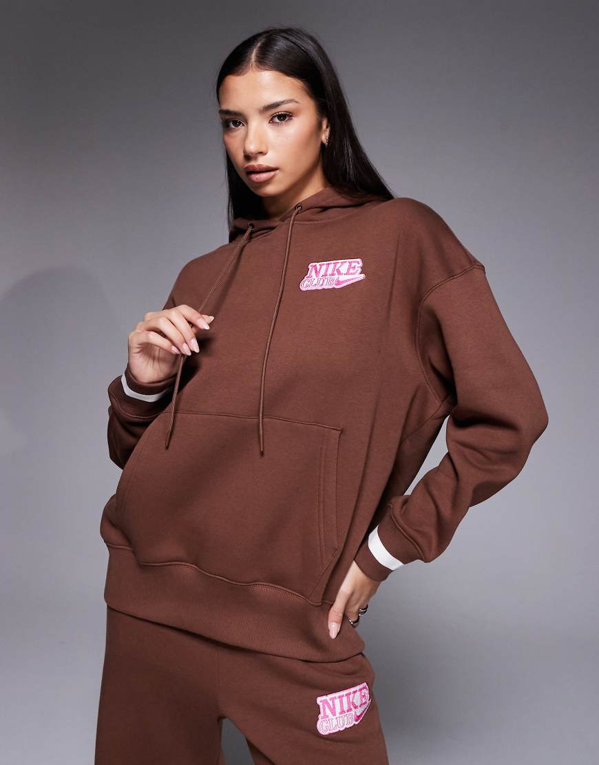 Nike - Phoenix Fleece - Oversize-Kapuzenpullover in Braun mit Rückengrafik-Brown von Nike