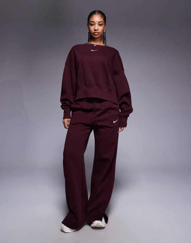 Nike - Phoenix Fleece - Sweatshirt in Burgunderrot mit Super-Oversize-Schnitt von Nike