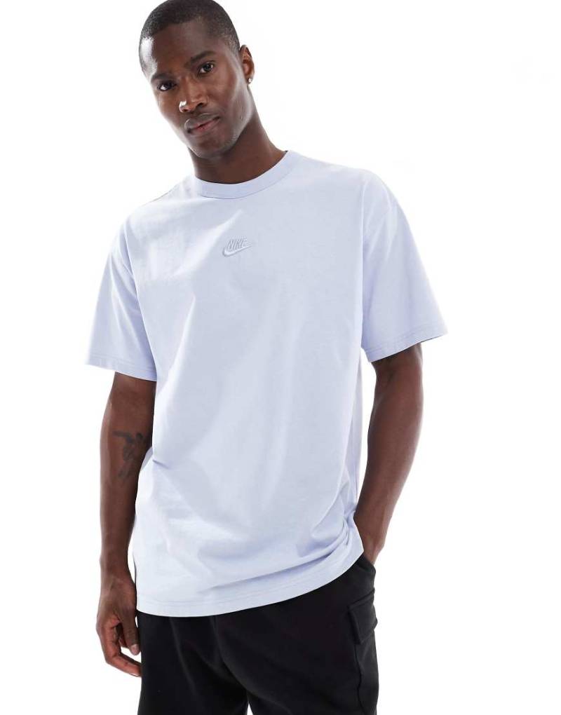 Nike - Premium Essentials - Oversize-T-Shirt in Hellblau-Grau von Nike