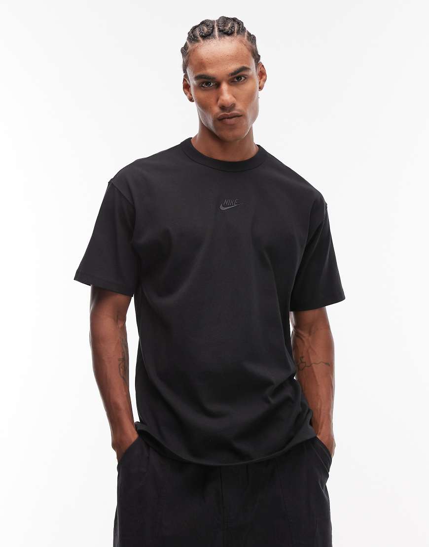 Nike - Premium Essentials - T-Shirt in Schwarz von Nike