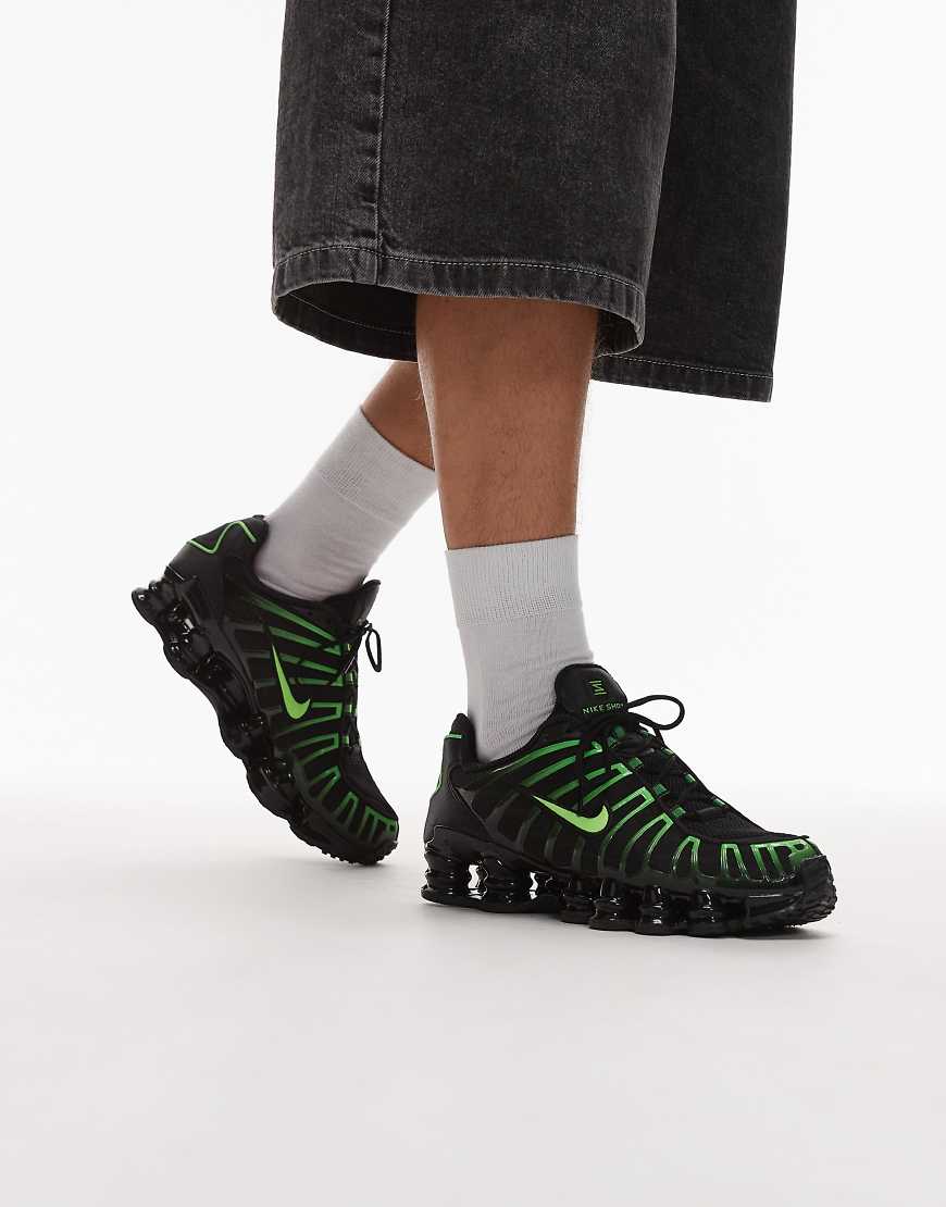 Nike - Shox TL - Unisex-Sneaker in Schwarz und Grün von Nike