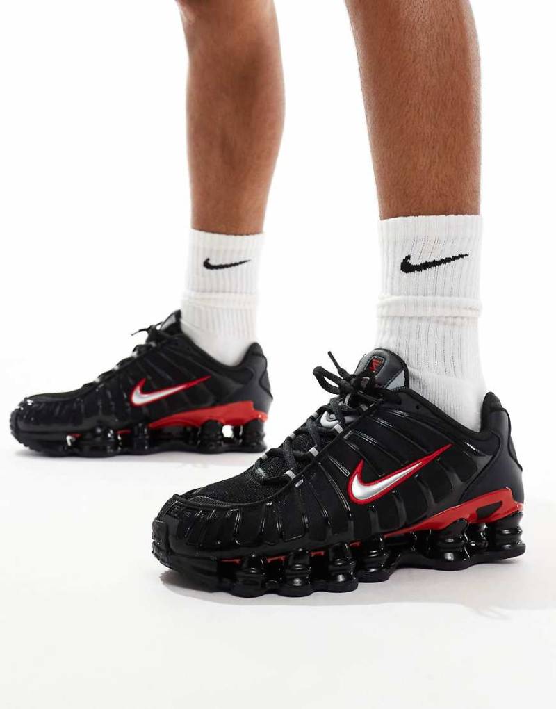 Nike - Shox TL - Unisex-Sneaker in Schwarz und Rot von Nike