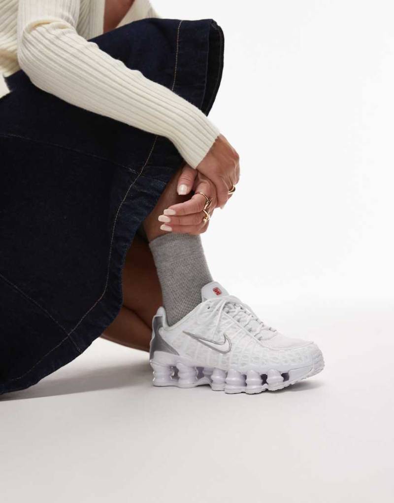 Nike - Shox TL - Unisex-Sneaker in Weiß von Nike