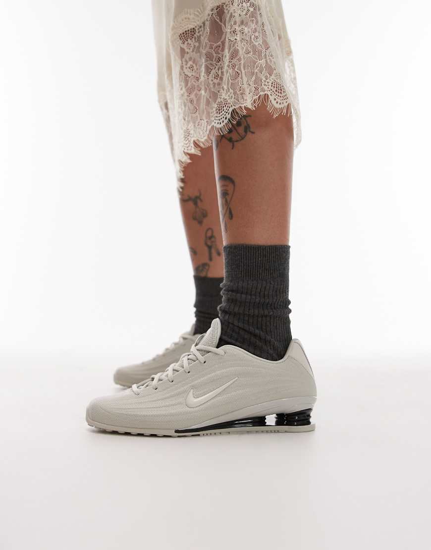 Nike - Shox Z - Sneaker in Beige-Neutral von Nike