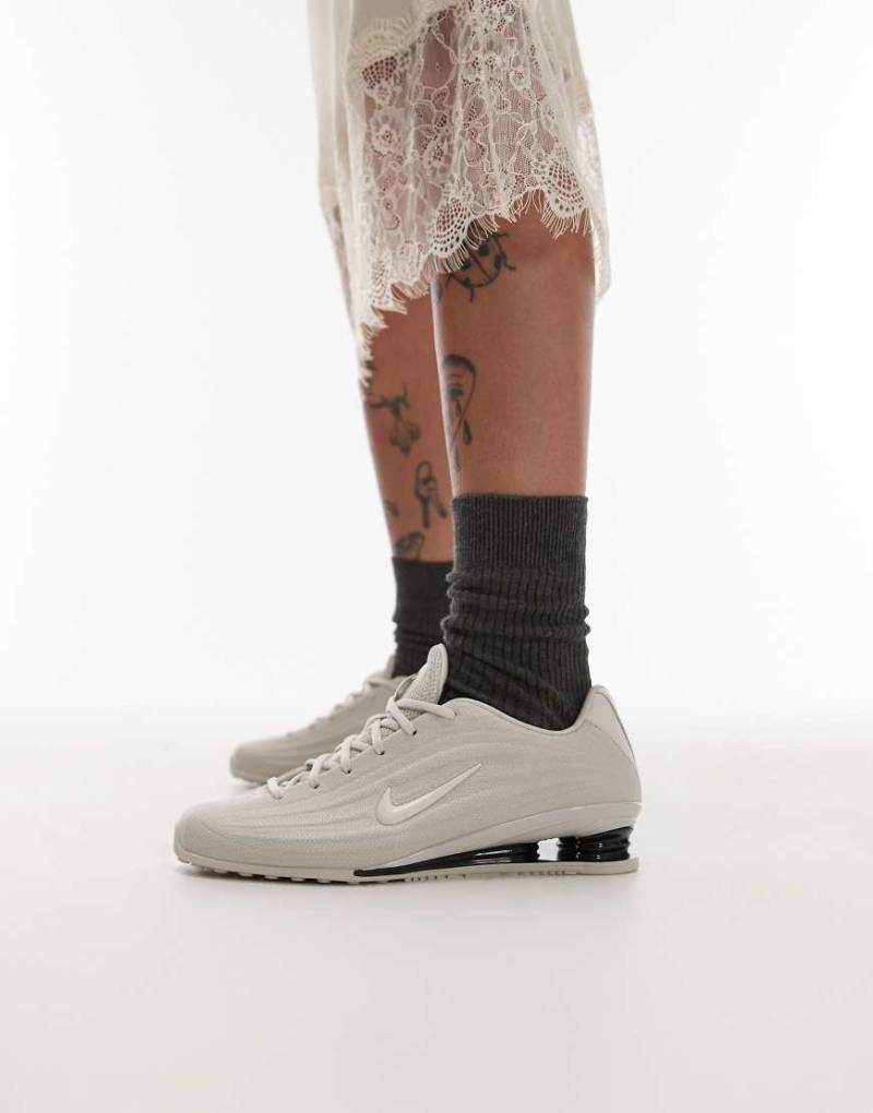 Nike - Shox Z - Sneaker in Beige-Neutral von Nike